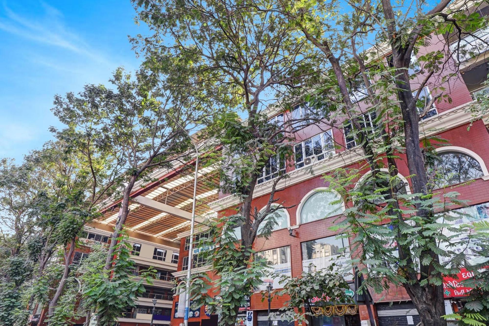 Hotel O Shree Palace Utrān المظهر الخارجي الصورة